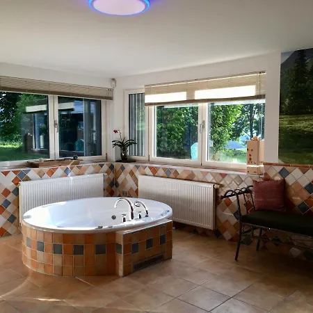 Bed & Breakfast Naturforsthaus Eddas Fuer Hunde - Und Naturverbundene Menschen