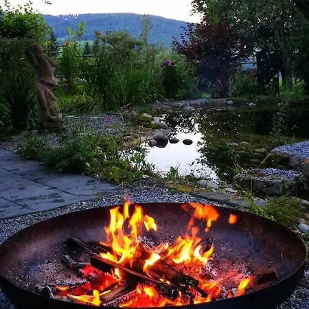 Naturforsthaus Eddas Fuer Hunde - Und Naturverbundene Menschen *