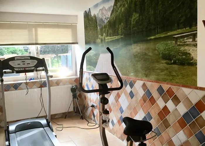 לינה וארוחת בוקר Naturforsthaus Eddas Fuer Hunde - Und Naturverbundene Menschen Preitenegg