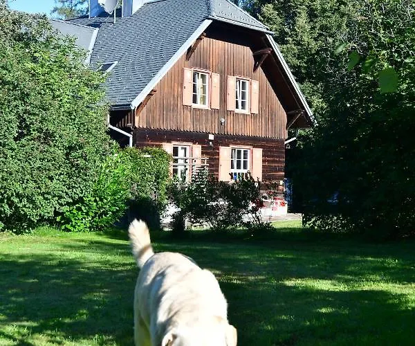 Naturforsthaus Eddas Fuer Hunde - Und Naturverbundene Menschen