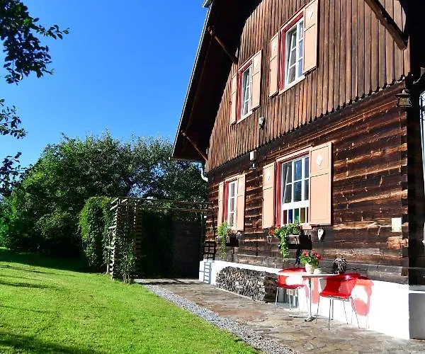 לינה וארוחת בוקר Naturforsthaus Eddas Fuer Hunde - Und Naturverbundene Menschen Preitenegg